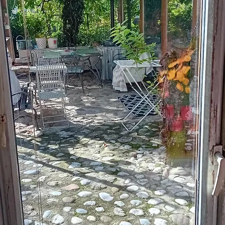 Rose 40m2 With Terrace 25m2 , Outdoor Cooking In Greeny Area For 4 Person Ubytování v soukromí
