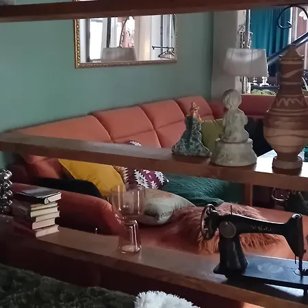 Homestay Rose 40m2 With Terrace 25m2 In Greeny Area For 4 Person *