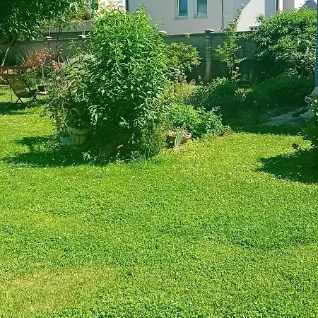 Rose 40m2 With Terrace 25m2 , Outdoor Cooking In Greeny Area For 4 Person * Lublaň