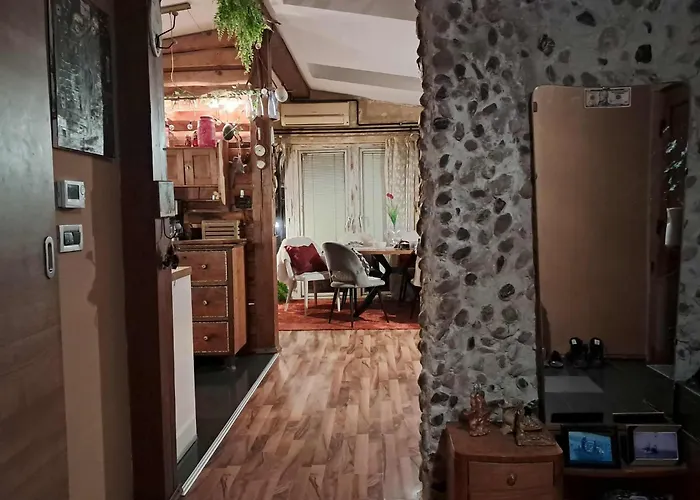 Ubytování v soukromí Rose Resort, 40m2 For 4 Guests, With Terrace *